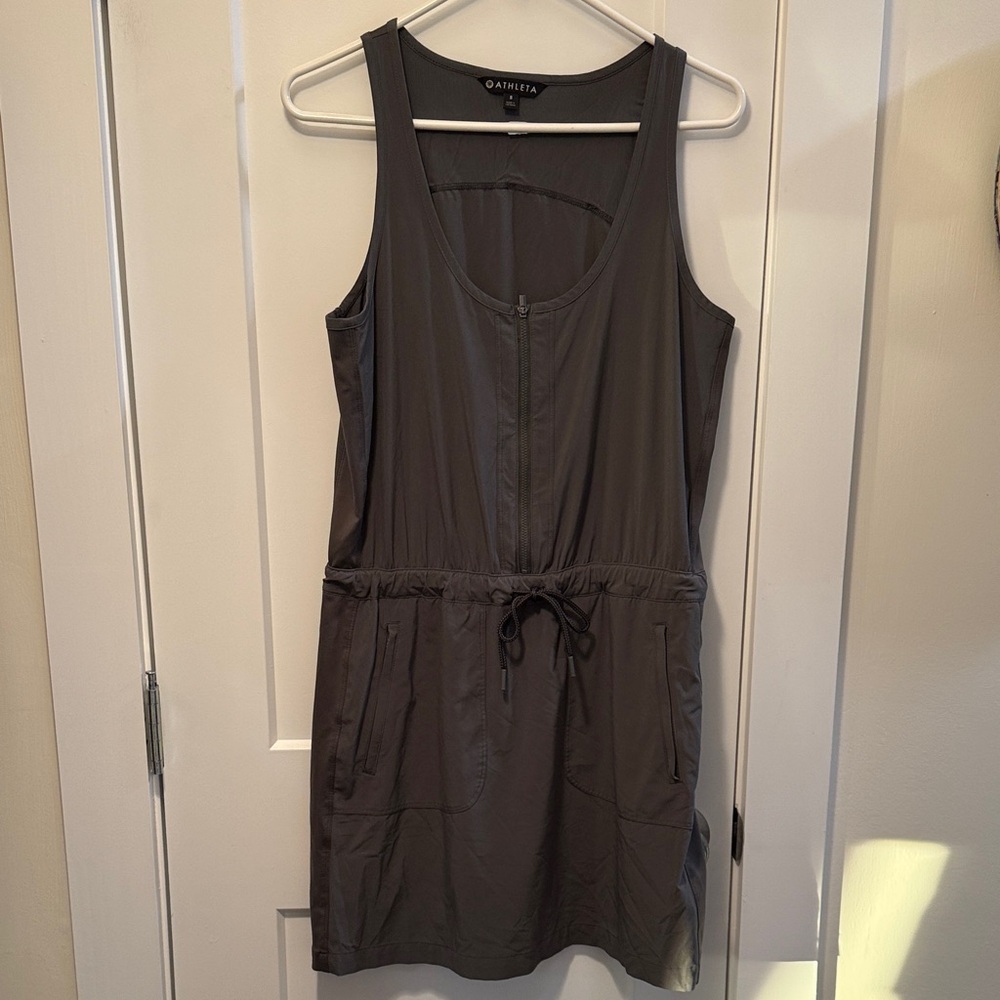 Athleta Women's Expedition Charcoal Sleeveless Dress size 8